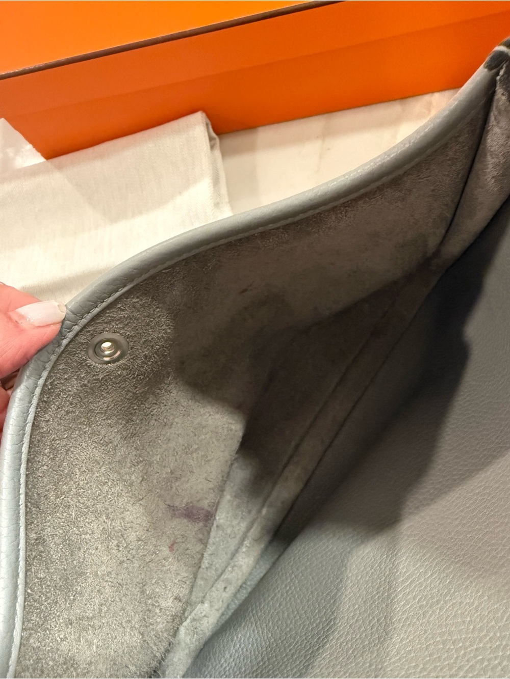 Hermes Evelyne III 29 Taurillon Clemence Gris Crossbody Bag w/ Adjustable Strap - Picture 7 of 7